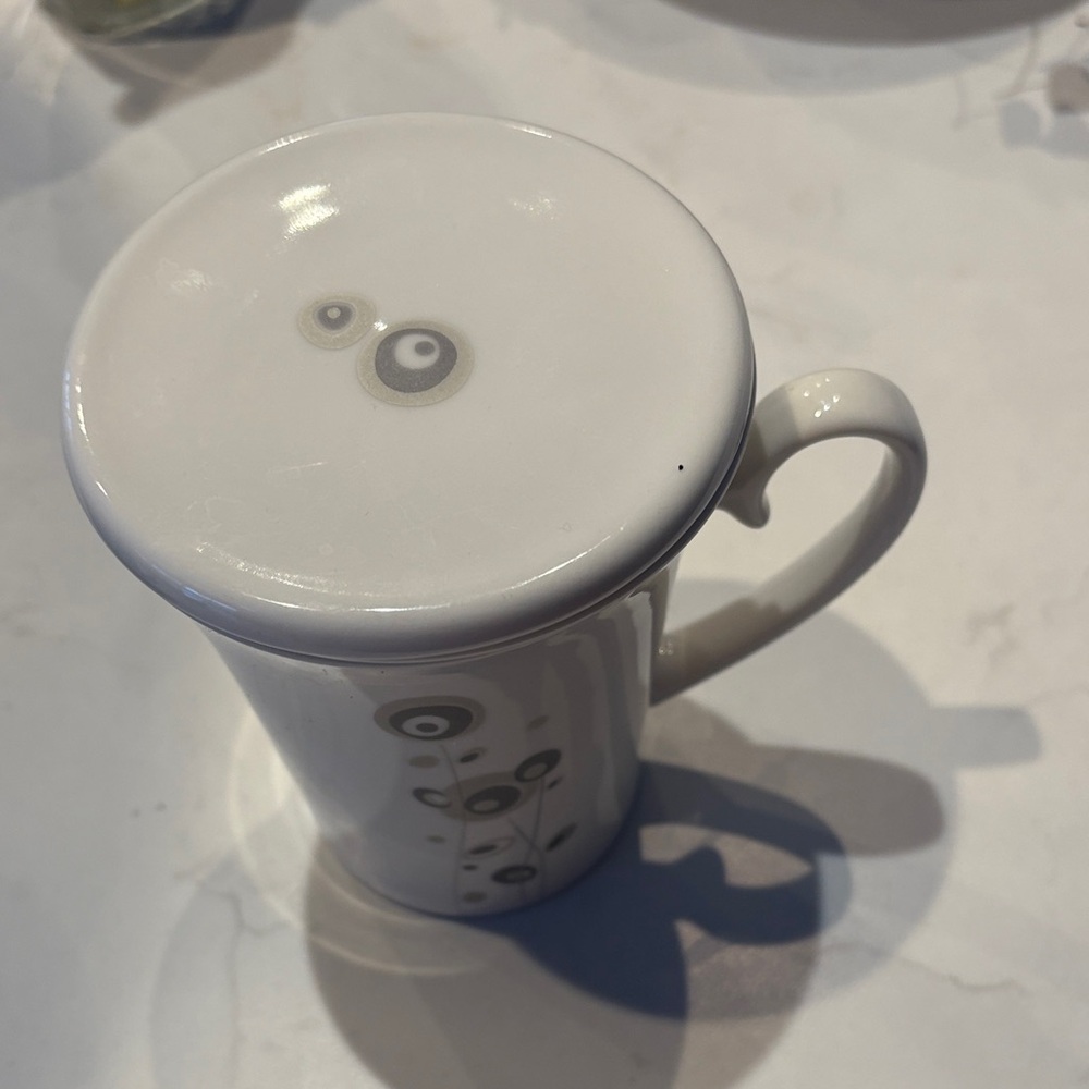 Teavana White and Gray Mug with Lid - Picture 5 of 6